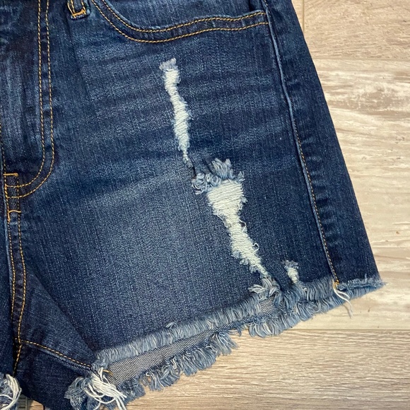 Almost Famous Destroyed Jean Shorts - Picture 6 of 7